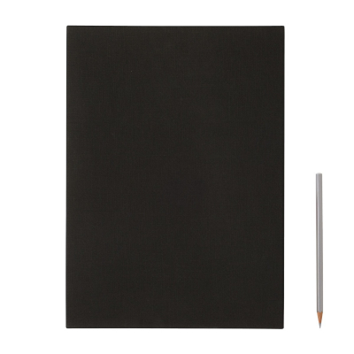 Zápisník s koženými deskami A4+,černý tečkovaný v dárkové krabičce